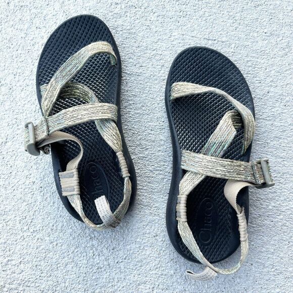 Chaco Classic Youth Unisex Kids Sz 3 Green Sandals Outdoor Straps Adjustable - Picture 1 of 6